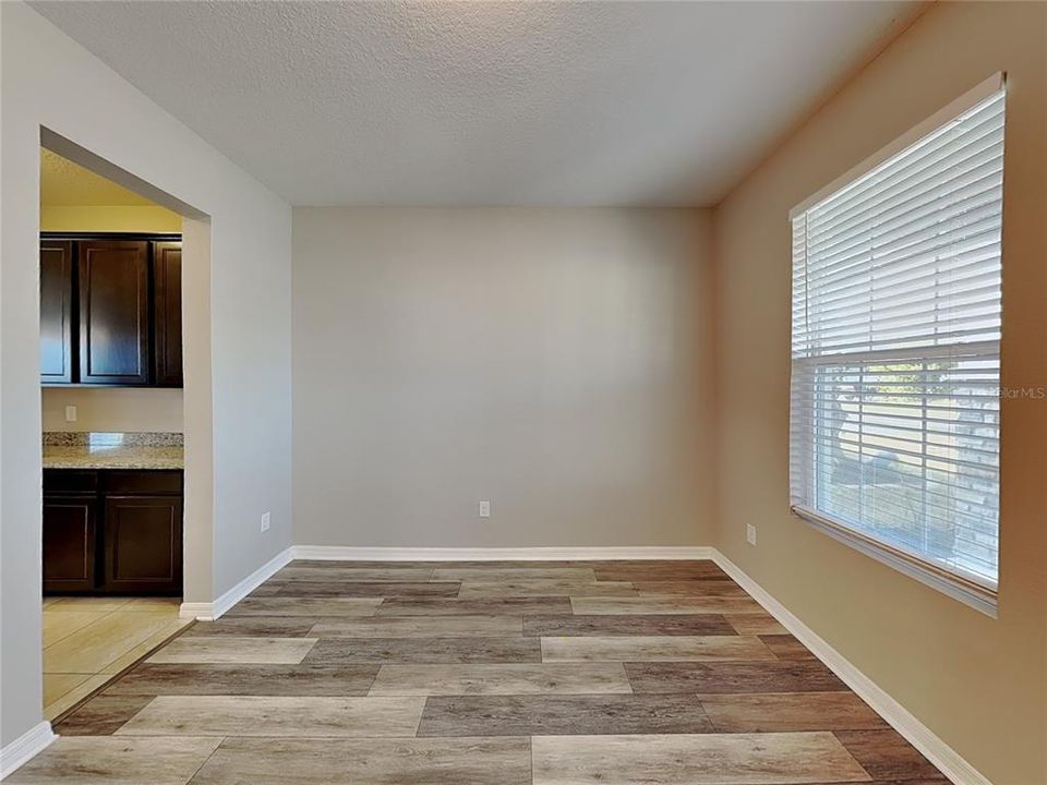 В аренду: $2,719 (4 спален, 3 ванн, 3213 Квадратных фут)