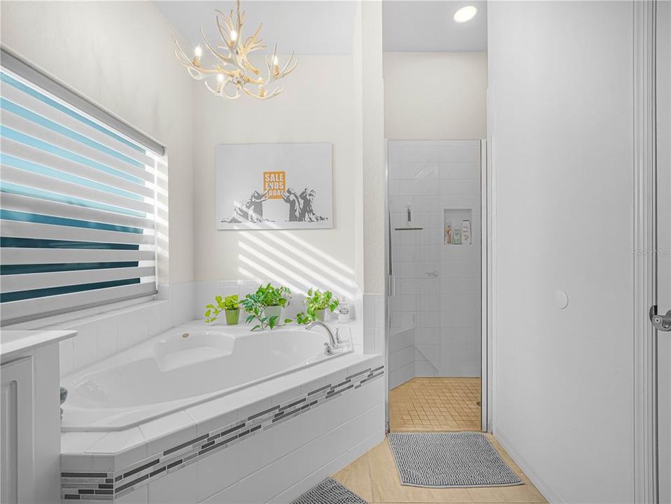 For Sale: $495,000 (3 beds, 2 baths, 2064 Square Feet)