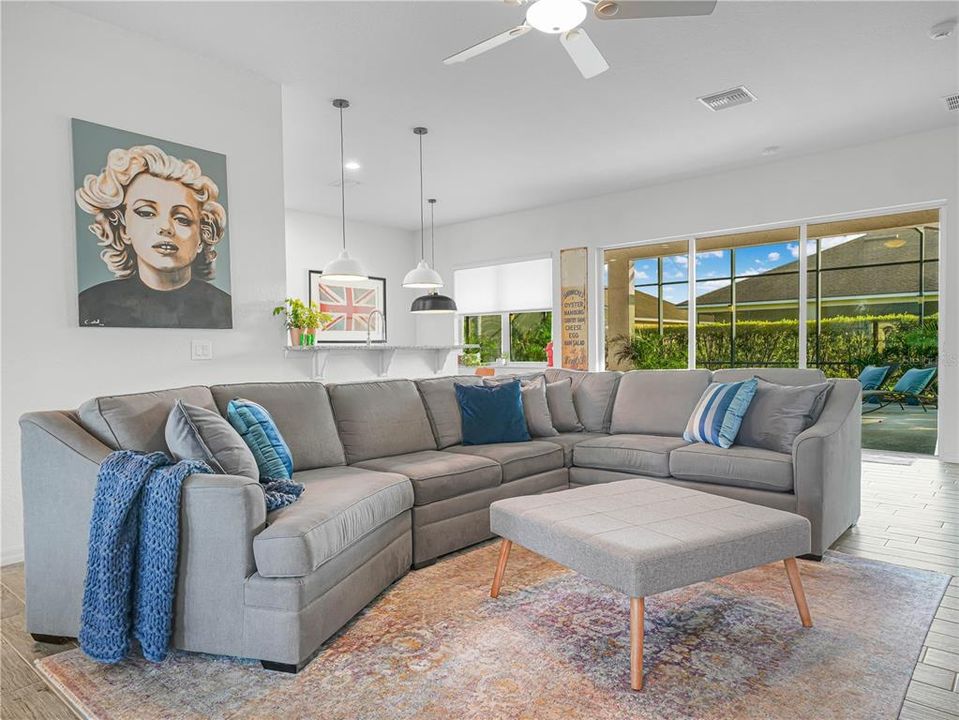 For Sale: $495,000 (3 beds, 2 baths, 2064 Square Feet)