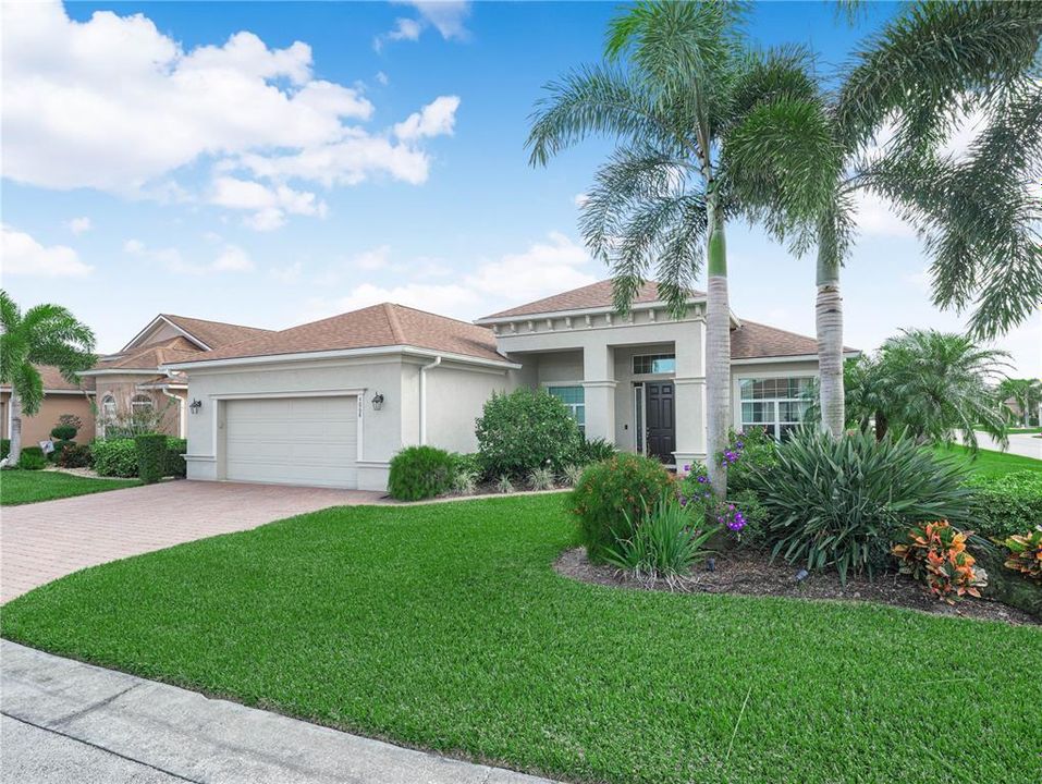 For Sale: $495,000 (3 beds, 2 baths, 2064 Square Feet)