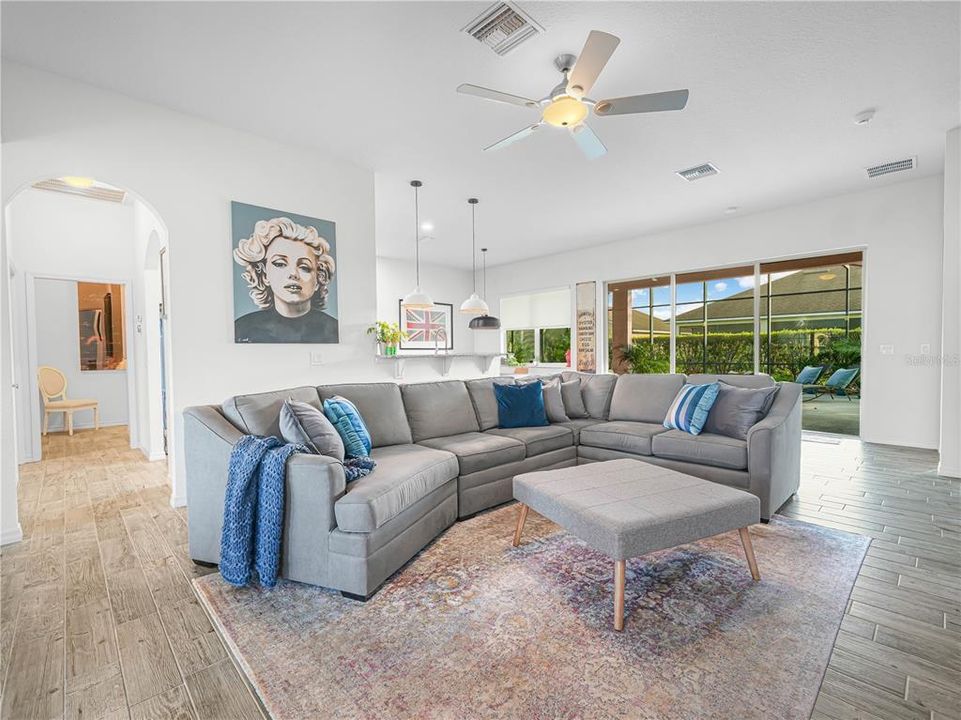 For Sale: $495,000 (3 beds, 2 baths, 2064 Square Feet)