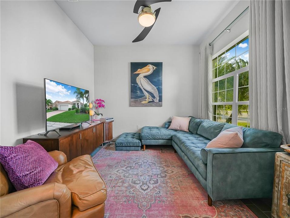 For Sale: $495,000 (3 beds, 2 baths, 2064 Square Feet)