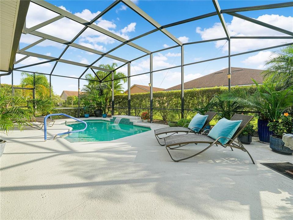 For Sale: $495,000 (3 beds, 2 baths, 2064 Square Feet)