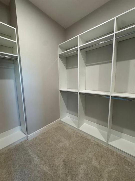 На продажу: $545,990 (4 спален, 2 ванн, 1945 Квадратных фут)