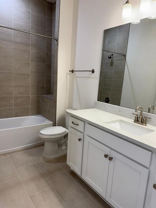 На продажу: $545,990 (4 спален, 2 ванн, 1945 Квадратных фут)