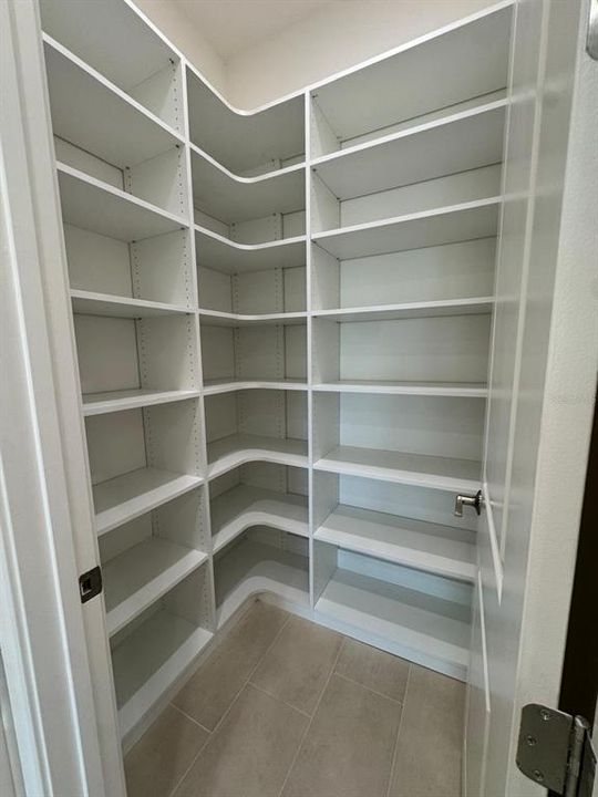 На продажу: $545,990 (4 спален, 2 ванн, 1945 Квадратных фут)