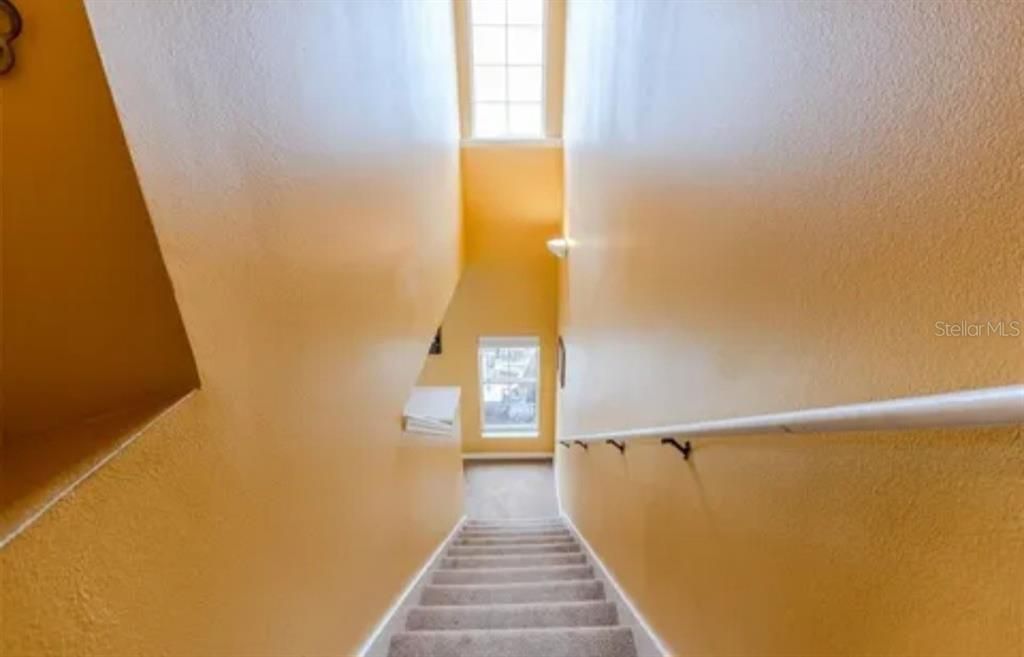 На продажу: $339,000 (3 спален, 2 ванн, 1295 Квадратных фут)