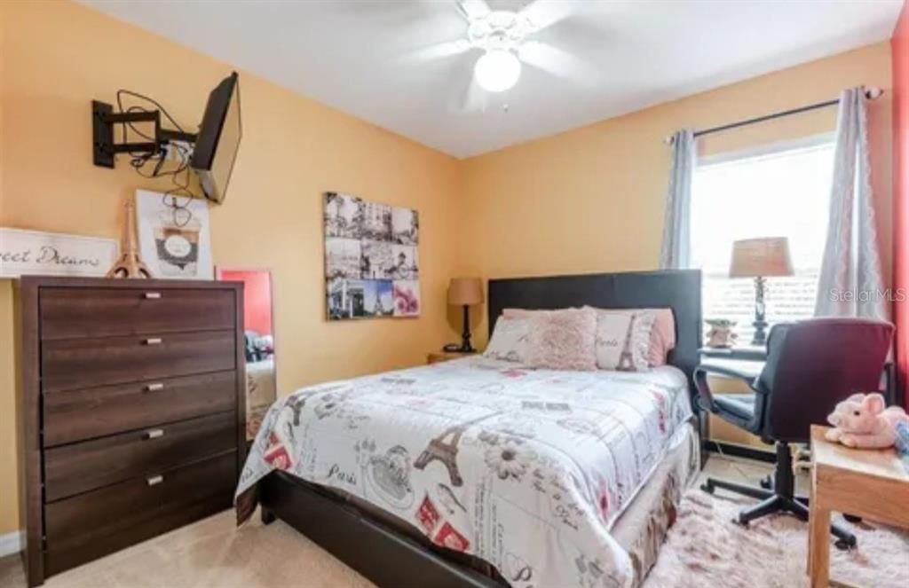 На продажу: $339,000 (3 спален, 2 ванн, 1295 Квадратных фут)