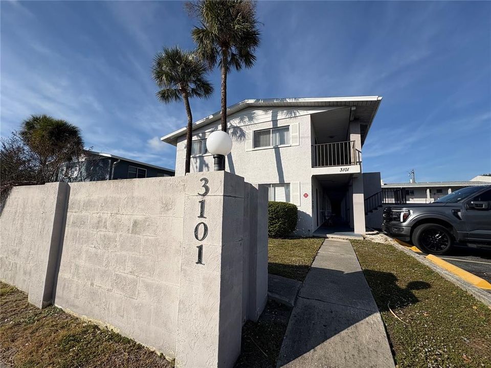 En Venta: $139,900 (2 camas, 1 baños, 728 Pies cuadrados)