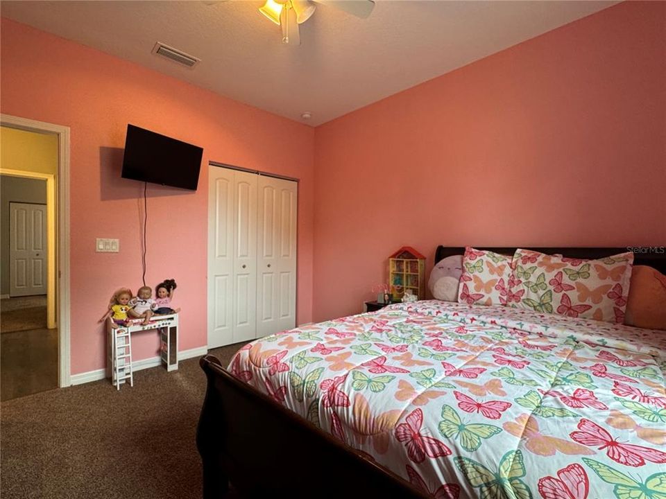 En Venta: $335,900 (3 camas, 2 baños, 1621 Pies cuadrados)