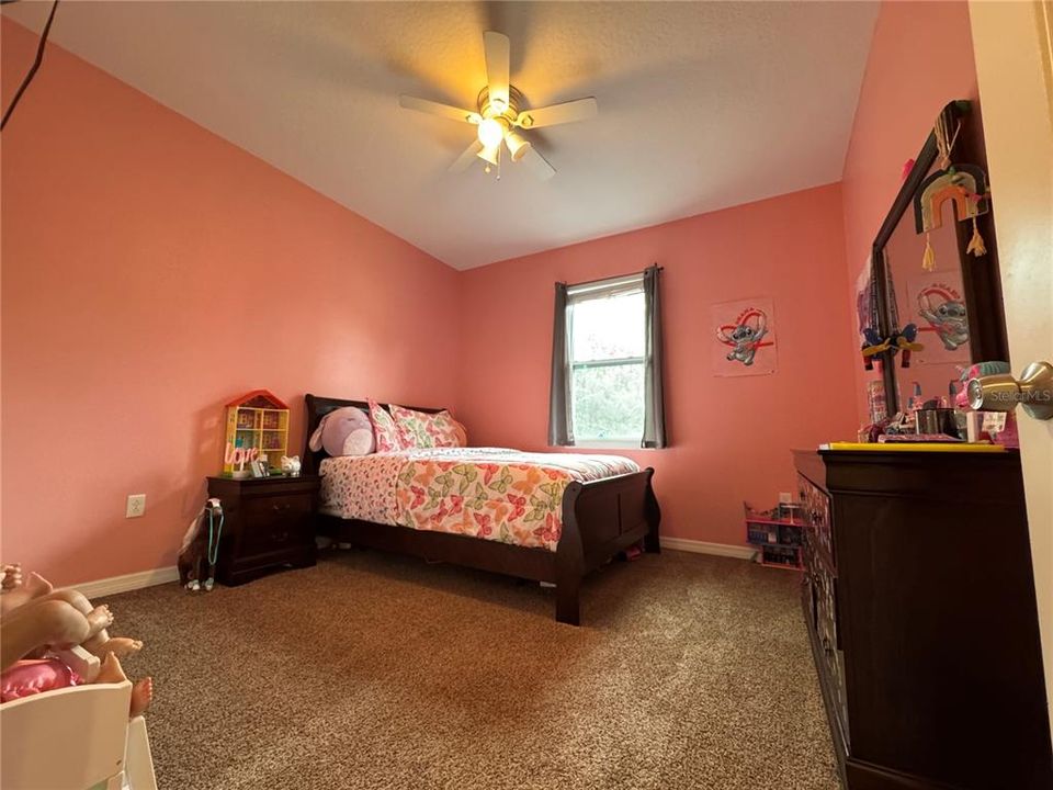 En Venta: $335,900 (3 camas, 2 baños, 1621 Pies cuadrados)