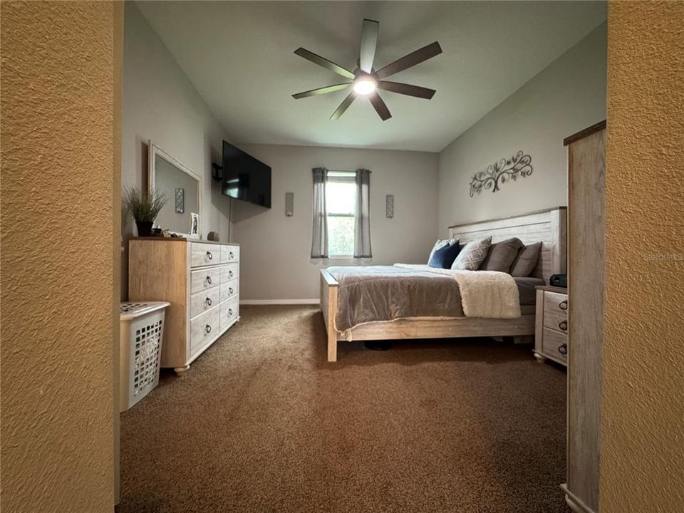 En Venta: $335,900 (3 camas, 2 baños, 1621 Pies cuadrados)