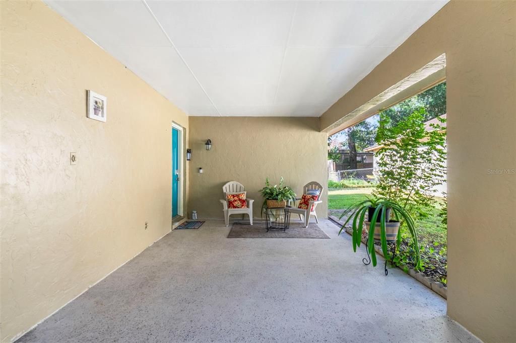 For Sale: $275,000 (2 beds, 2 baths, 1134 Square Feet)