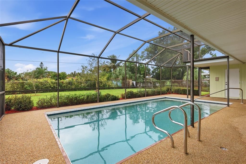 待售: $477,000 (2 贝兹, 2 浴室, 1606 平方英尺)