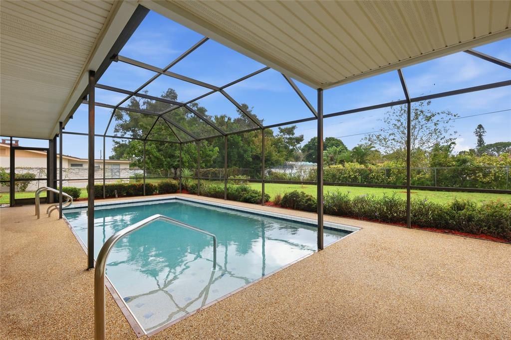 待售: $477,000 (2 贝兹, 2 浴室, 1606 平方英尺)