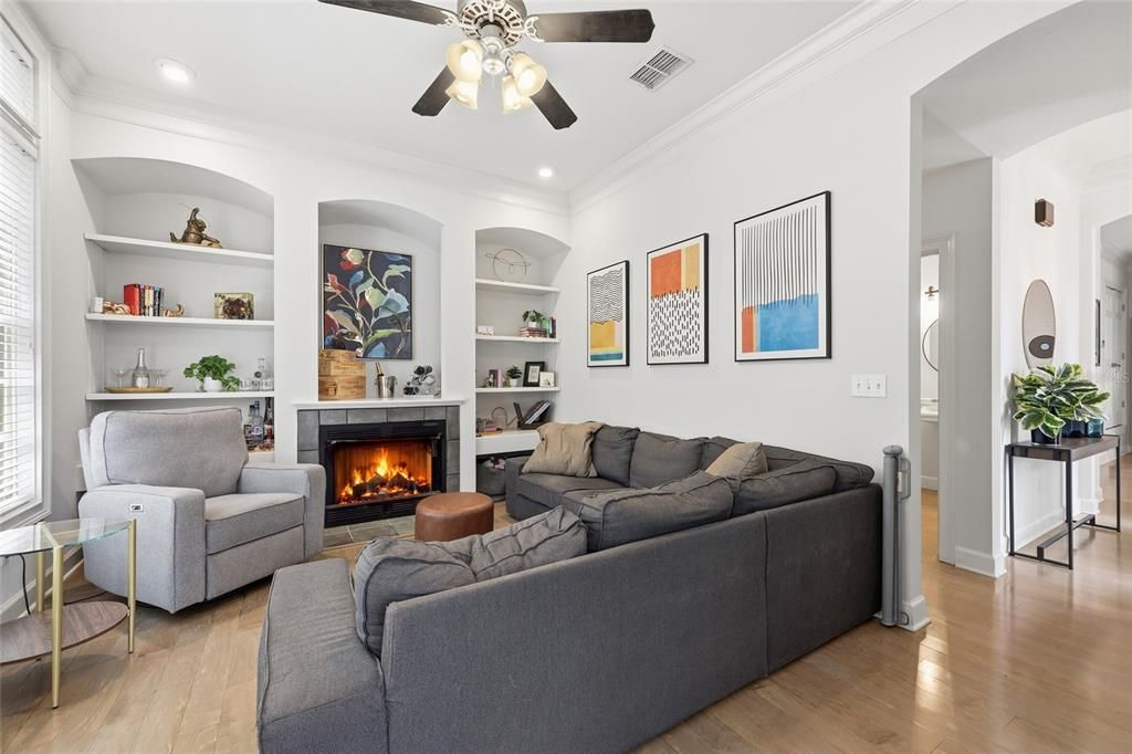 For Sale: $775,000 (4 beds, 4 baths, 2734 Square Feet)