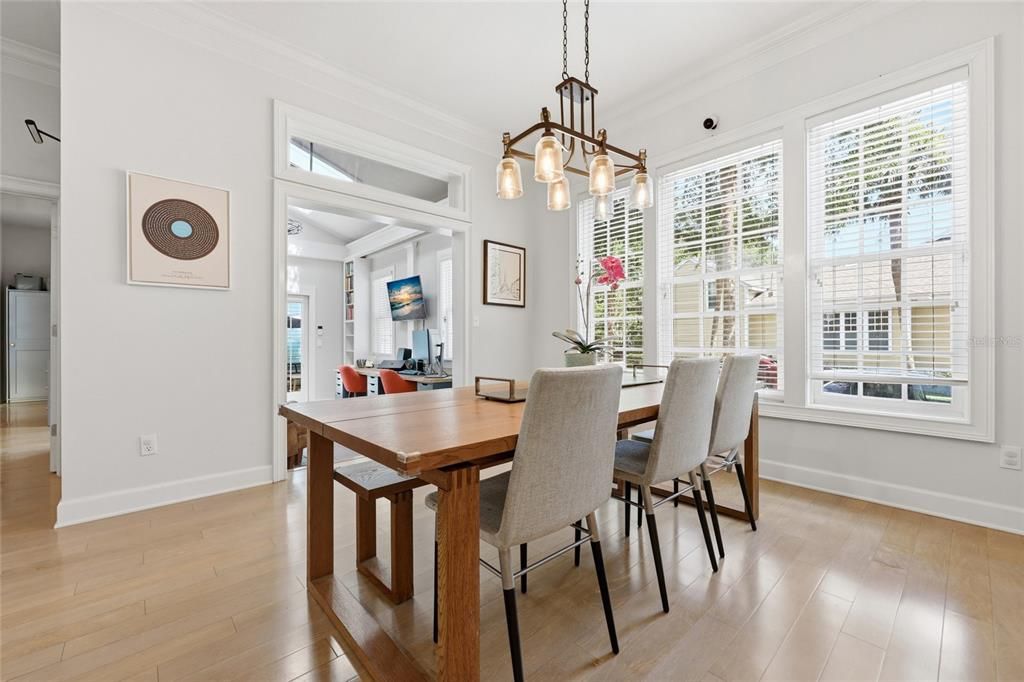 For Sale: $775,000 (4 beds, 4 baths, 2734 Square Feet)