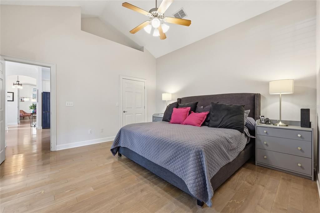 For Sale: $775,000 (4 beds, 4 baths, 2734 Square Feet)