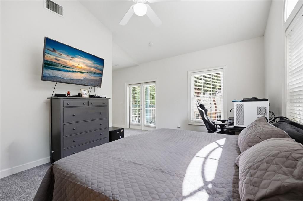 For Sale: $775,000 (4 beds, 4 baths, 2734 Square Feet)