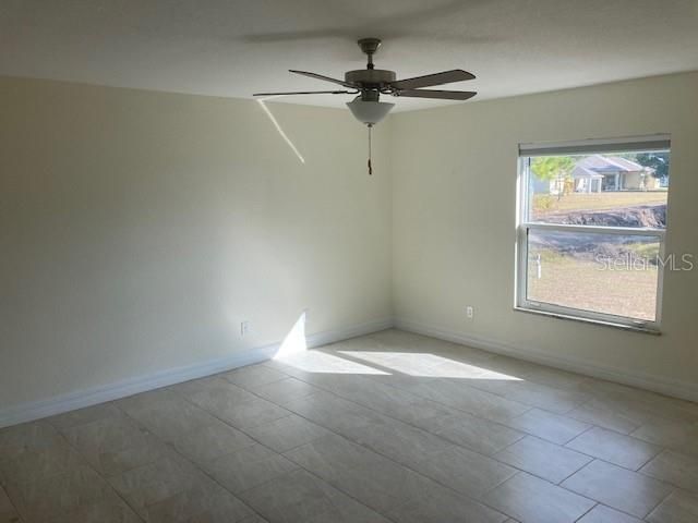 For Sale: $310,000 (3 beds, 2 baths, 1437 Square Feet)