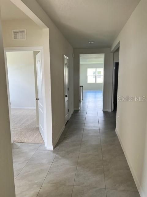 En Renta: $1,950 (4 camas, 2 baños, 1828 Pies cuadrados)