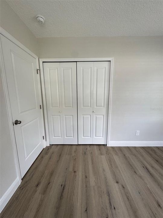 出租: $2,500 (3 贝兹, 2 浴室, 1415 平方英尺)