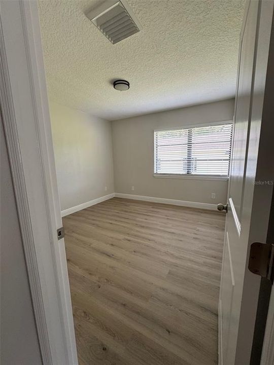 出租: $2,500 (3 贝兹, 2 浴室, 1415 平方英尺)