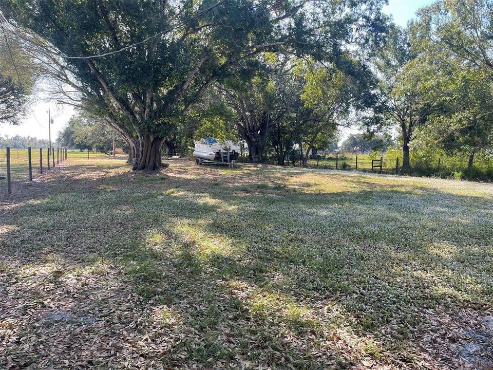 For Sale: $197,000 (3 beds, 2 baths, 1404 Square Feet)