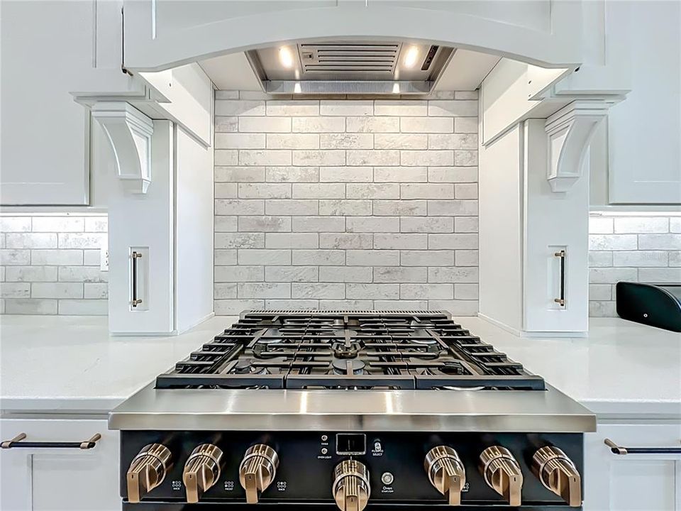 待售: $1,400,000 (4 贝兹, 4 浴室, 3912 平方英尺)