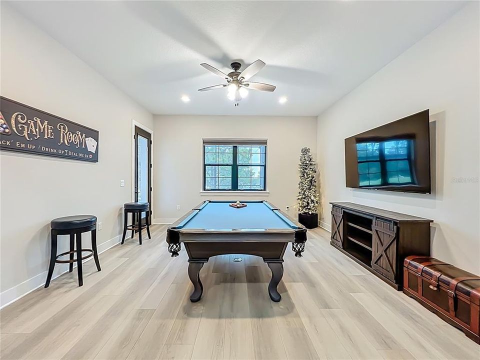 待售: $1,400,000 (4 贝兹, 4 浴室, 3912 平方英尺)