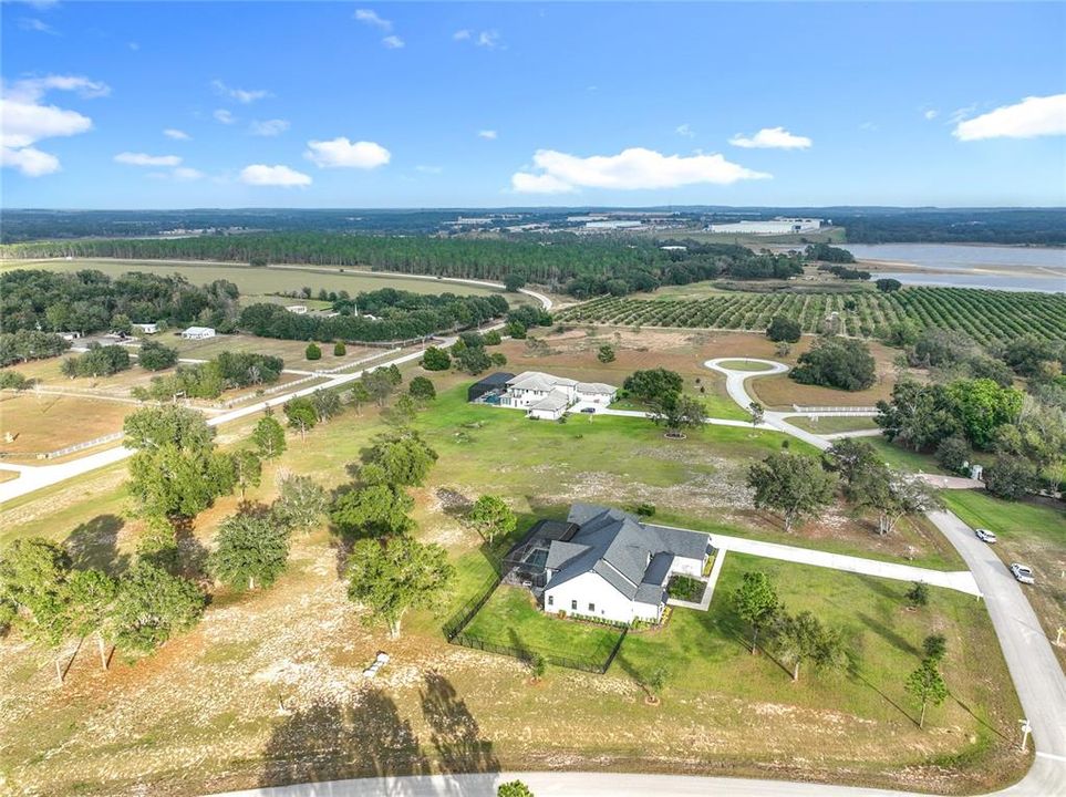 待售: $1,400,000 (4 贝兹, 4 浴室, 3912 平方英尺)