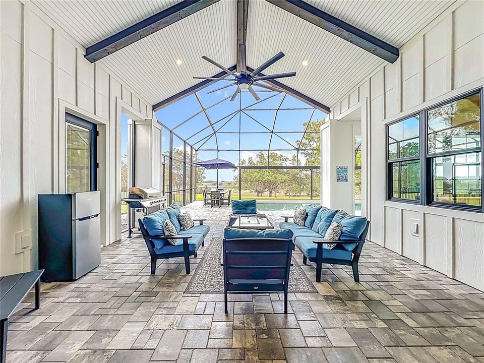 待售: $1,400,000 (4 贝兹, 4 浴室, 3912 平方英尺)