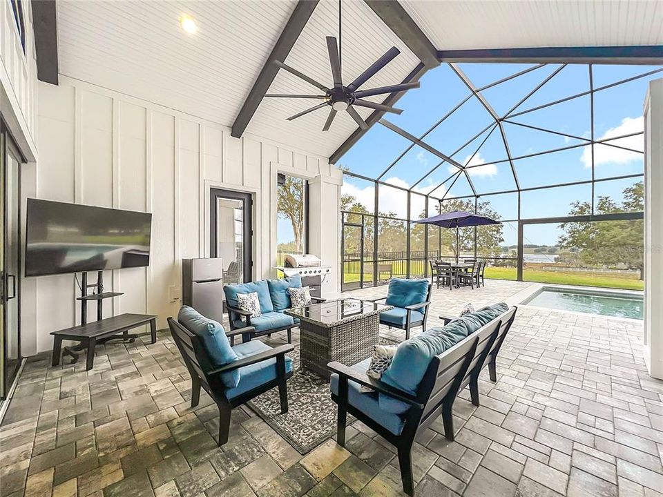 待售: $1,400,000 (4 贝兹, 4 浴室, 3912 平方英尺)