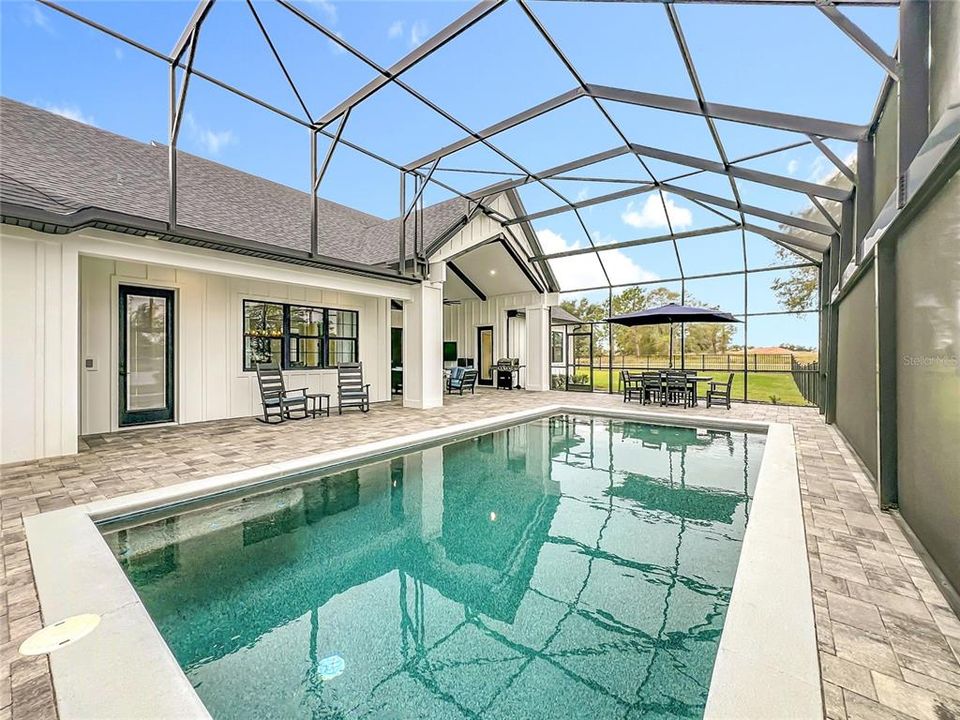 待售: $1,400,000 (4 贝兹, 4 浴室, 3912 平方英尺)