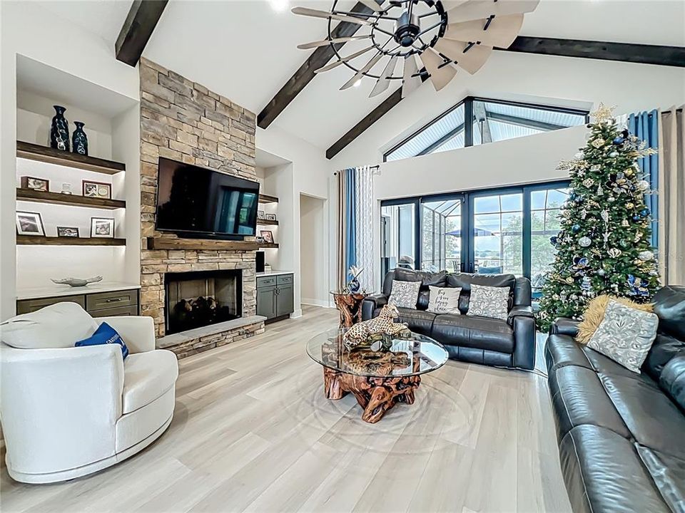 待售: $1,400,000 (4 贝兹, 4 浴室, 3912 平方英尺)