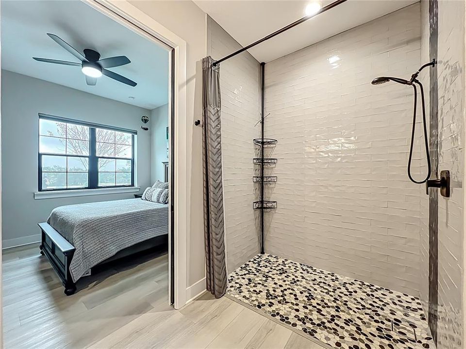 待售: $1,400,000 (4 贝兹, 4 浴室, 3912 平方英尺)