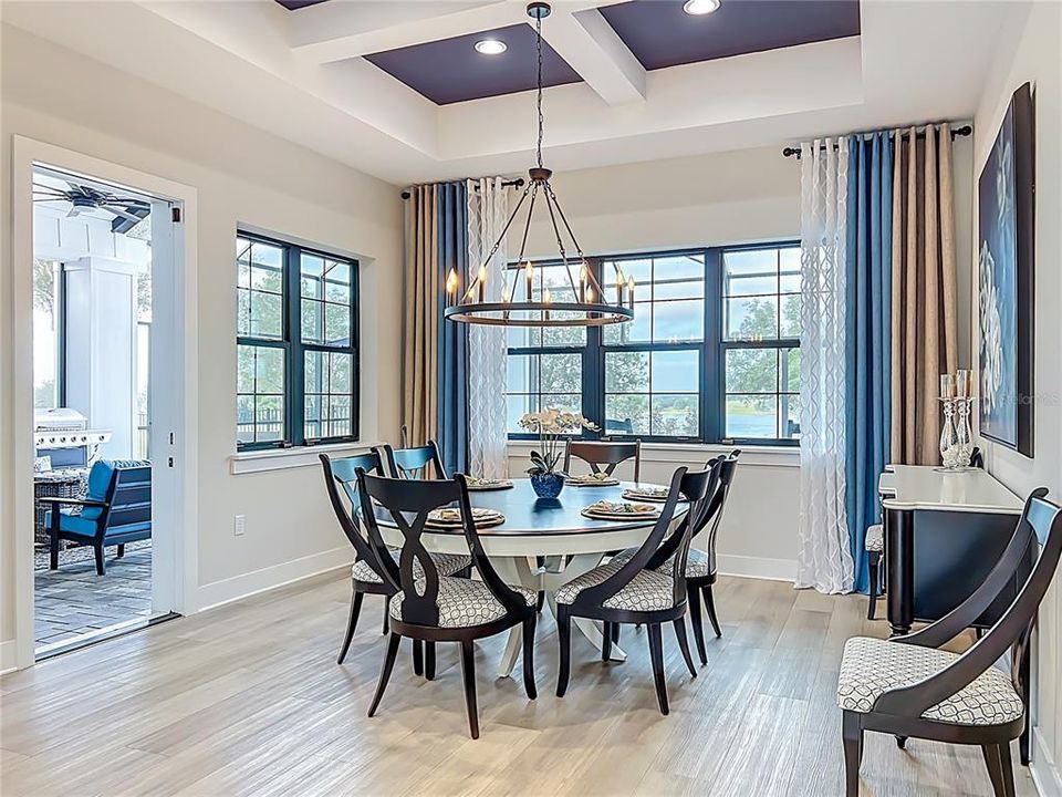 待售: $1,400,000 (4 贝兹, 4 浴室, 3912 平方英尺)