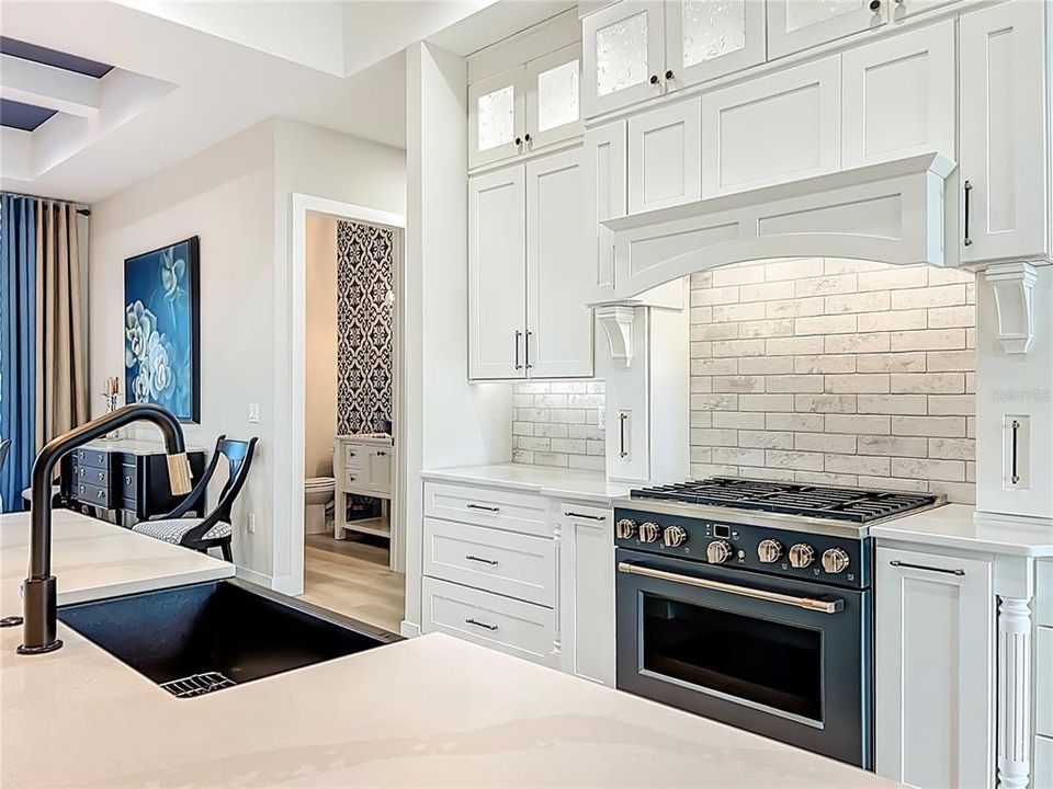 待售: $1,400,000 (4 贝兹, 4 浴室, 3912 平方英尺)