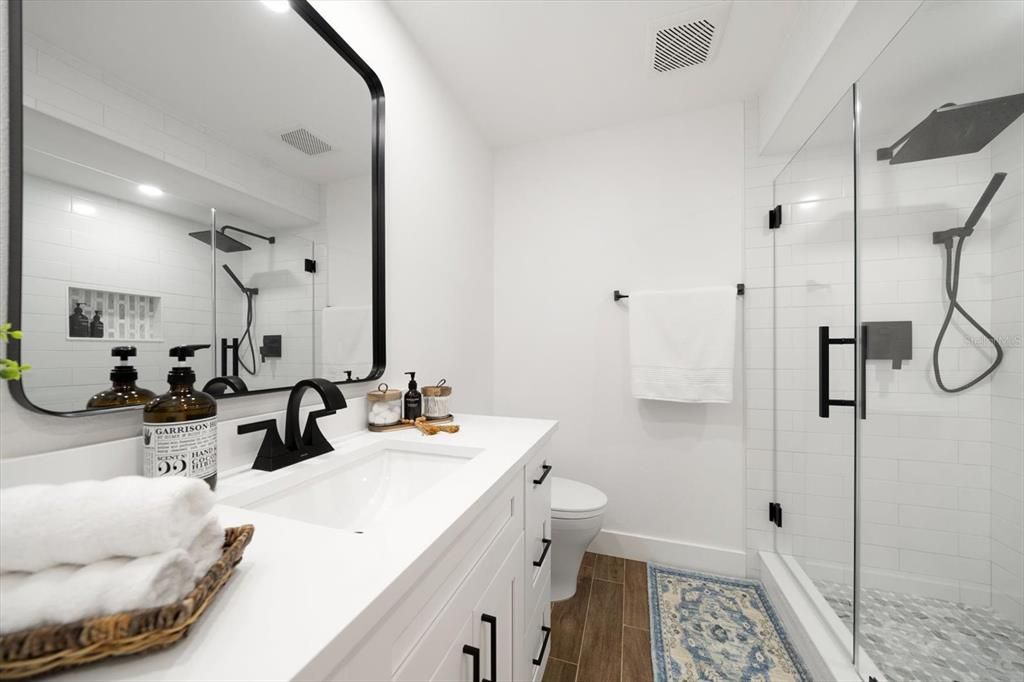 For Sale: $675,000 (3 beds, 2 baths, 1639 Square Feet)