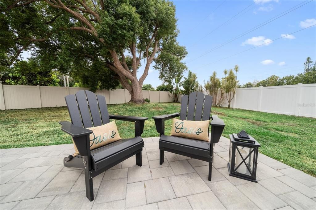 For Sale: $675,000 (3 beds, 2 baths, 1639 Square Feet)