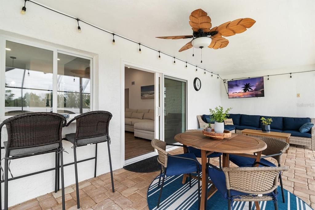 For Sale: $675,000 (3 beds, 2 baths, 1639 Square Feet)