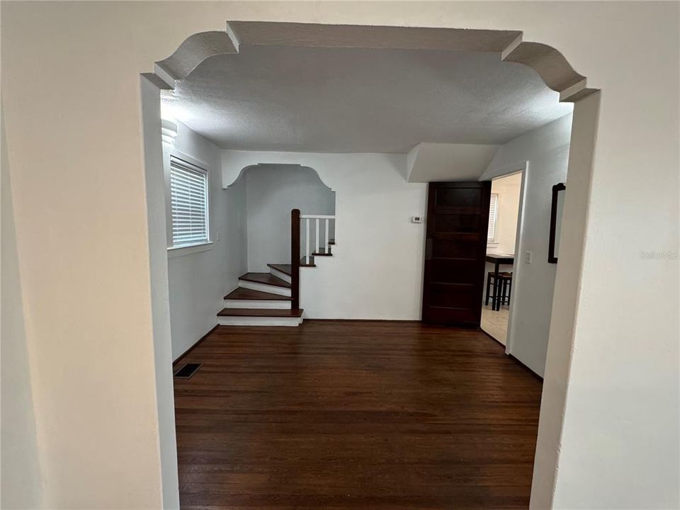 出租: $1,600 (2 贝兹, 2 浴室, 1544 平方英尺)