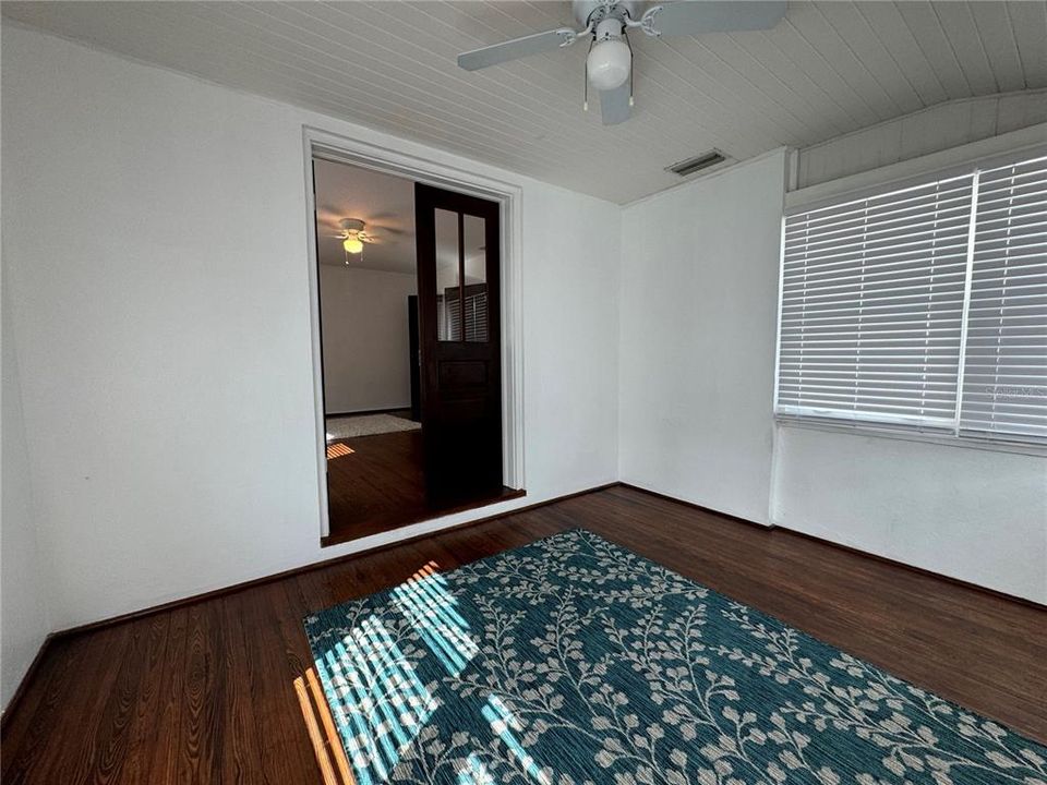 出租: $1,600 (2 贝兹, 2 浴室, 1544 平方英尺)