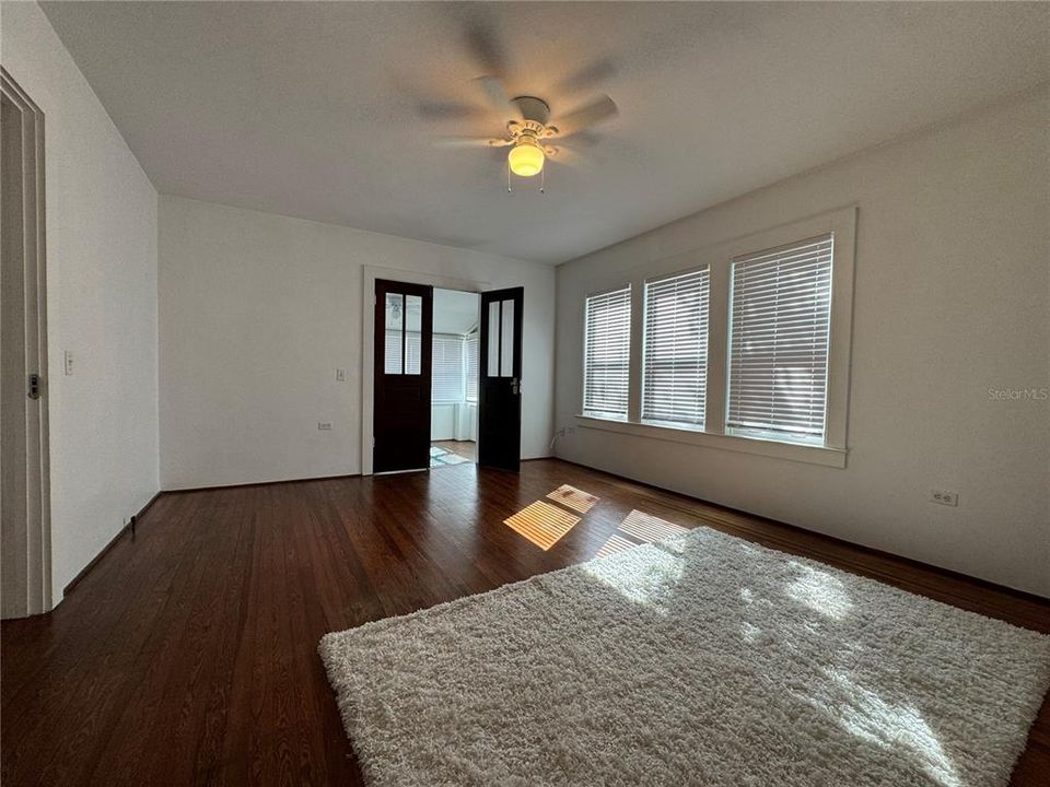 出租: $1,600 (2 贝兹, 2 浴室, 1544 平方英尺)