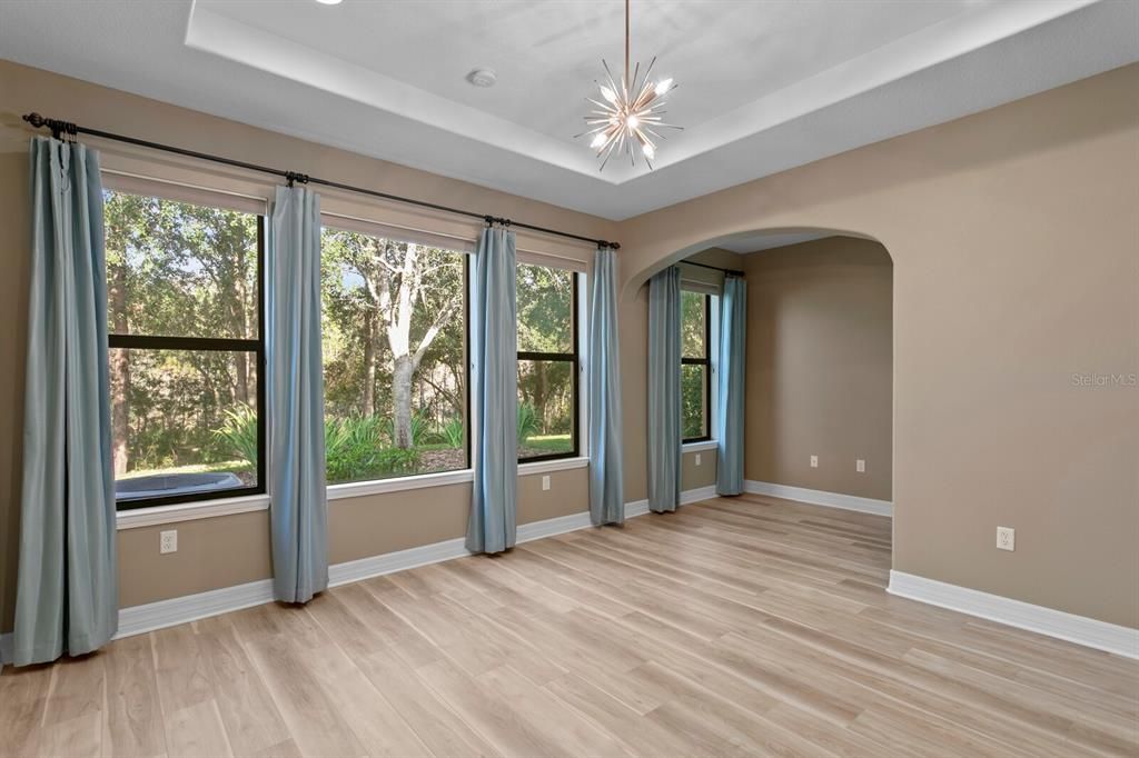 На продажу: $435,000 (3 спален, 2 ванн, 1861 Квадратных фут)