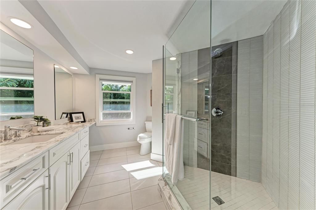 На продажу: $739,500 (3 спален, 2 ванн, 1887 Квадратных фут)