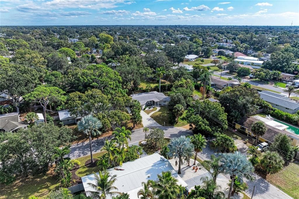 На продажу: $739,500 (3 спален, 2 ванн, 1887 Квадратных фут)