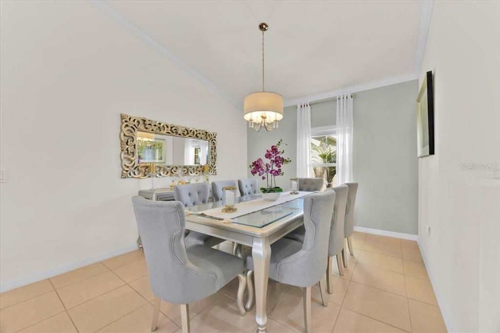 For Sale: $368,000 (3 beds, 2 baths, 1920 Square Feet)