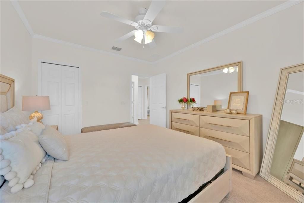 For Sale: $368,000 (3 beds, 2 baths, 1920 Square Feet)