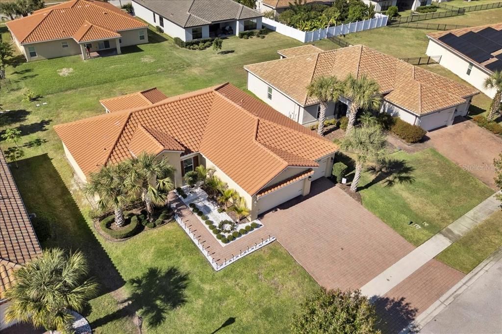 For Sale: $368,000 (3 beds, 2 baths, 1920 Square Feet)